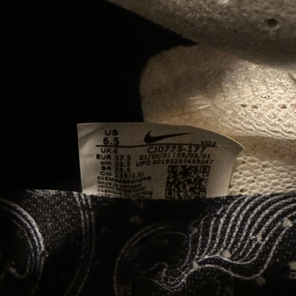 Woman’s cycle shoes. - Picture 5 of 5